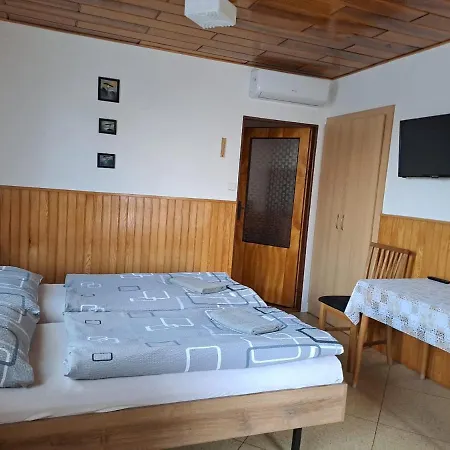 Apartamento Jirinka *